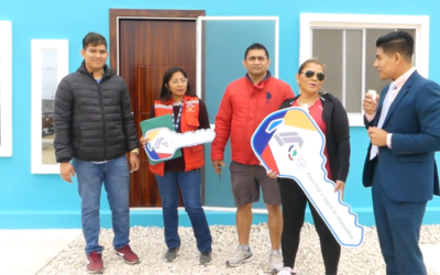 RECIBIERON SU VIVIENDA CON EMOCIÓN | Urbanización Centro de Viajes Ecuador
